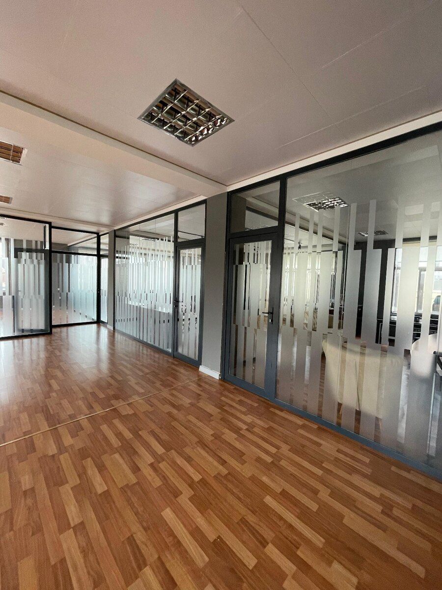 Ofis icarəyə verilir, Məmməd Araz küç. — Daşınmaz əmlak, Bakı (12)