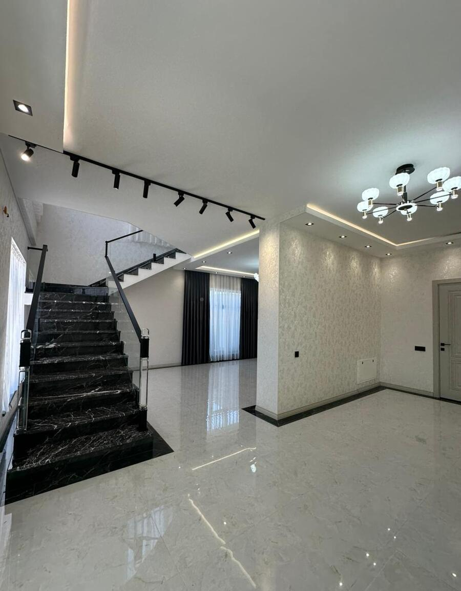 8 otaqlı bağ evi 350 m² satılır — Ev, villa, Bakı (8)