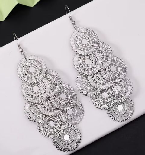 Серьги новые, лёгкие, длина = 10,5 см, ширина = 4,4 см. Цена = 8 — Bakı