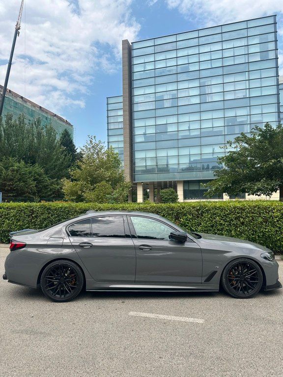 BMW 530e, 2.0 L, 12 kWh, 2022 il, 39 000 km — Avtomobillər, Bakı (4)