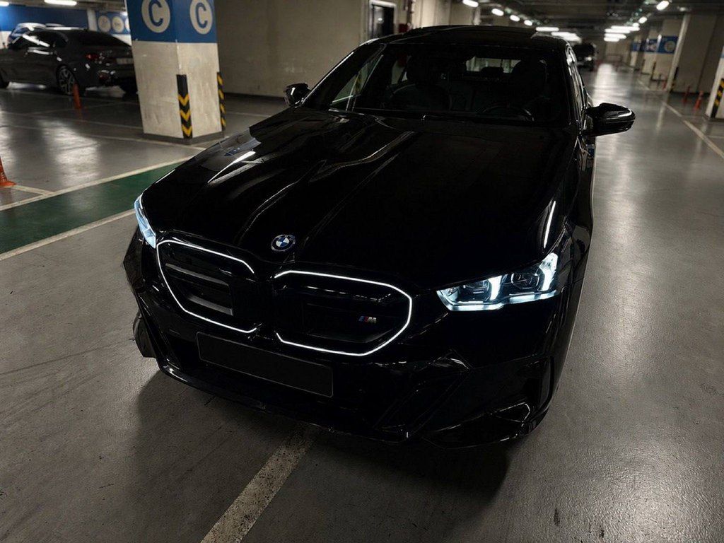BMW i5, 81.2 kWh, 2024 il, 25 000 km — Avtomobillər, Bakı