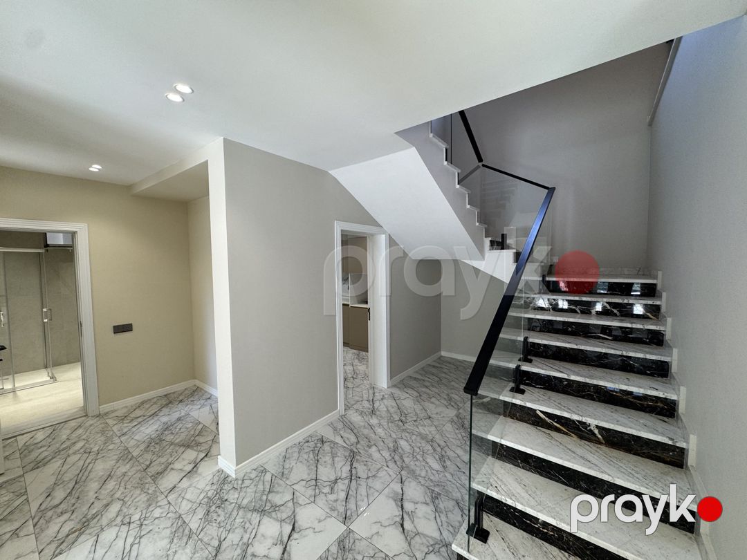 Satılır 10 otaqlı həyət evi/bağ evi 273 m² — Ev, villa, Bakı (10)