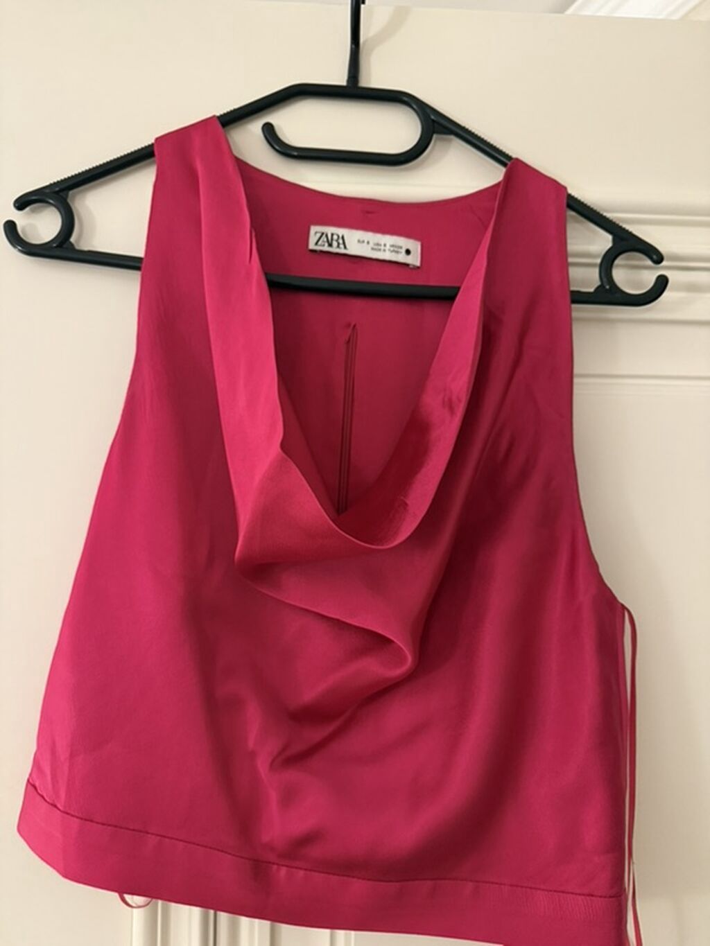 ZARA S olcude qadın topu – parlaq fuşya/çəhrayı rəngdə, ipək effekti
