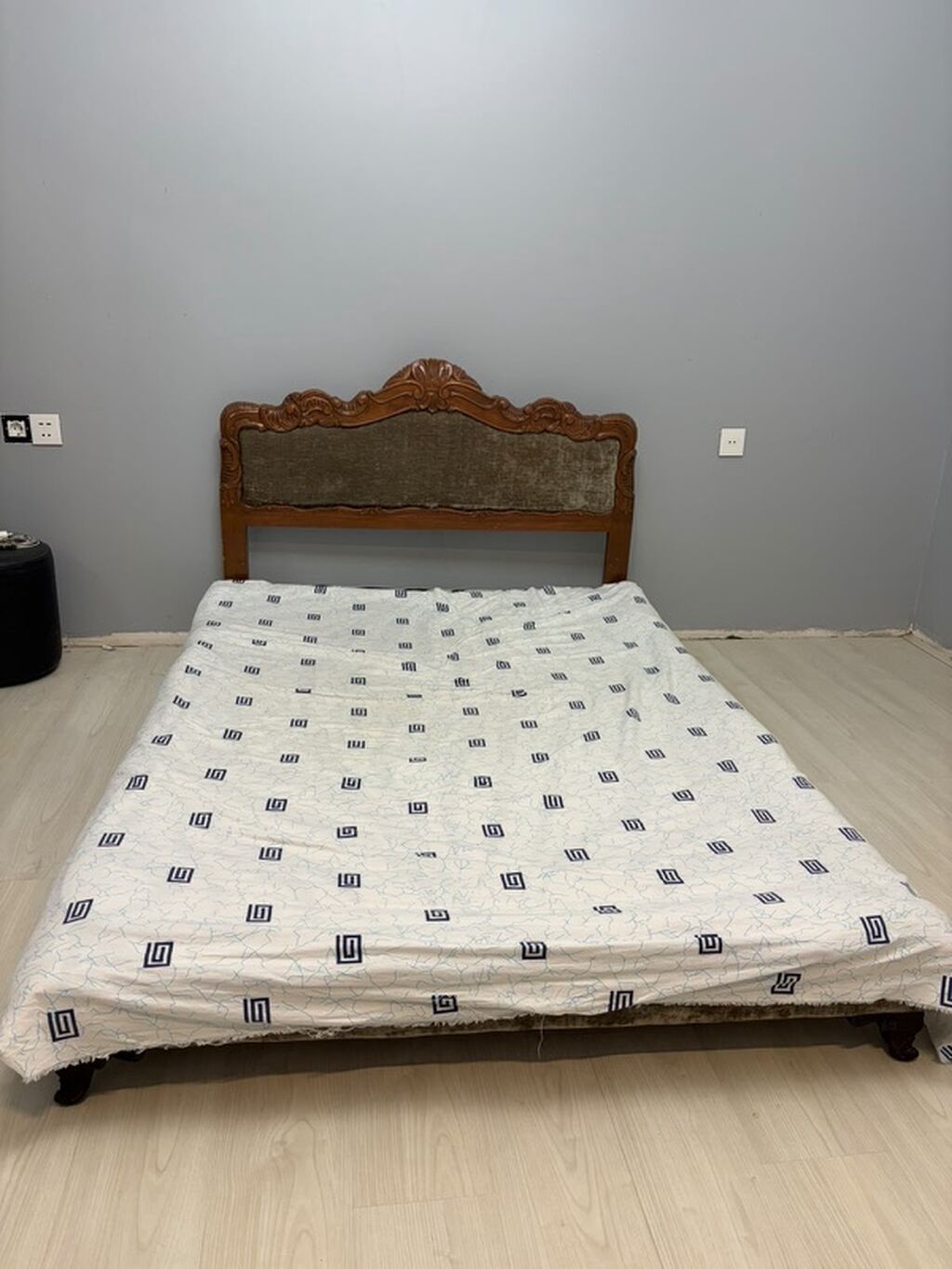 Taxta çarpayı – klassik başlıqla - Material: massiv taxta karkas - — Mebel, Digah (2)