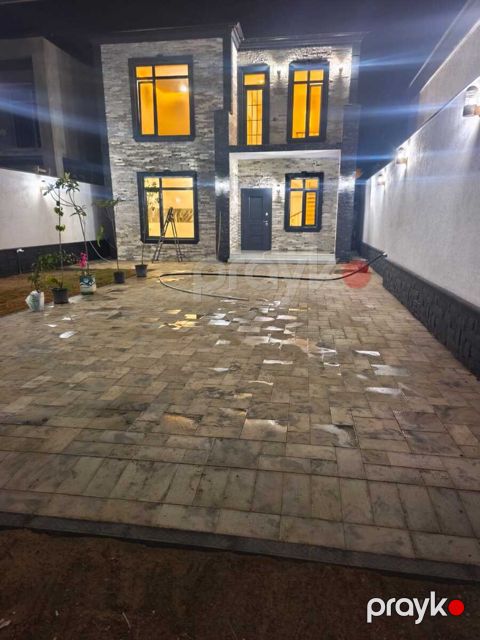 Satılır 5 otaqlı həyət evi/bağ evi 192 m² — Bakı