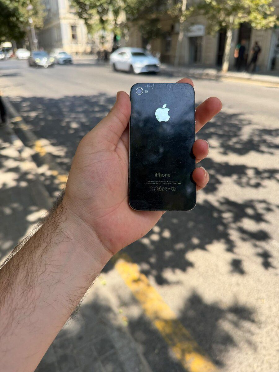 Apple iPhone 4S Black 16GB — Telefonlar və qadjetlər, Bakı (2)