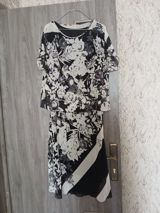 Qadın paltarı – qara-ağ çiçək naxışlı, ikiqat model — Swimwear