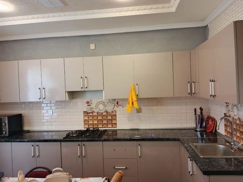Mətbəx mebeli satılır — moyka daxil, 3.95×1.11 m