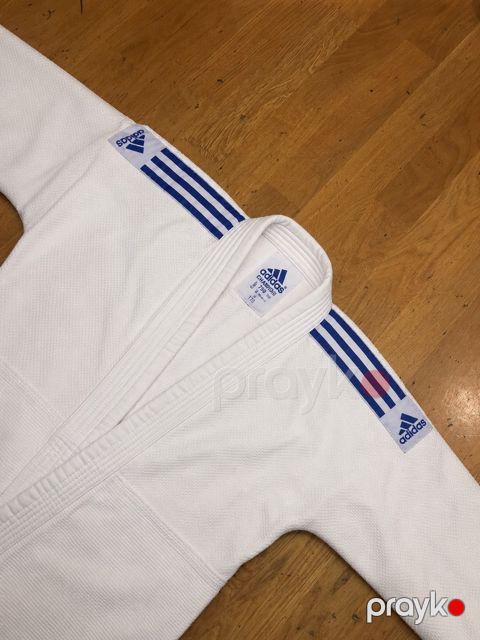 Cudo kimanosu Adidas