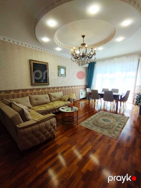 İcarəyə verilir 2 otaqlı yeni tikili 90 m²