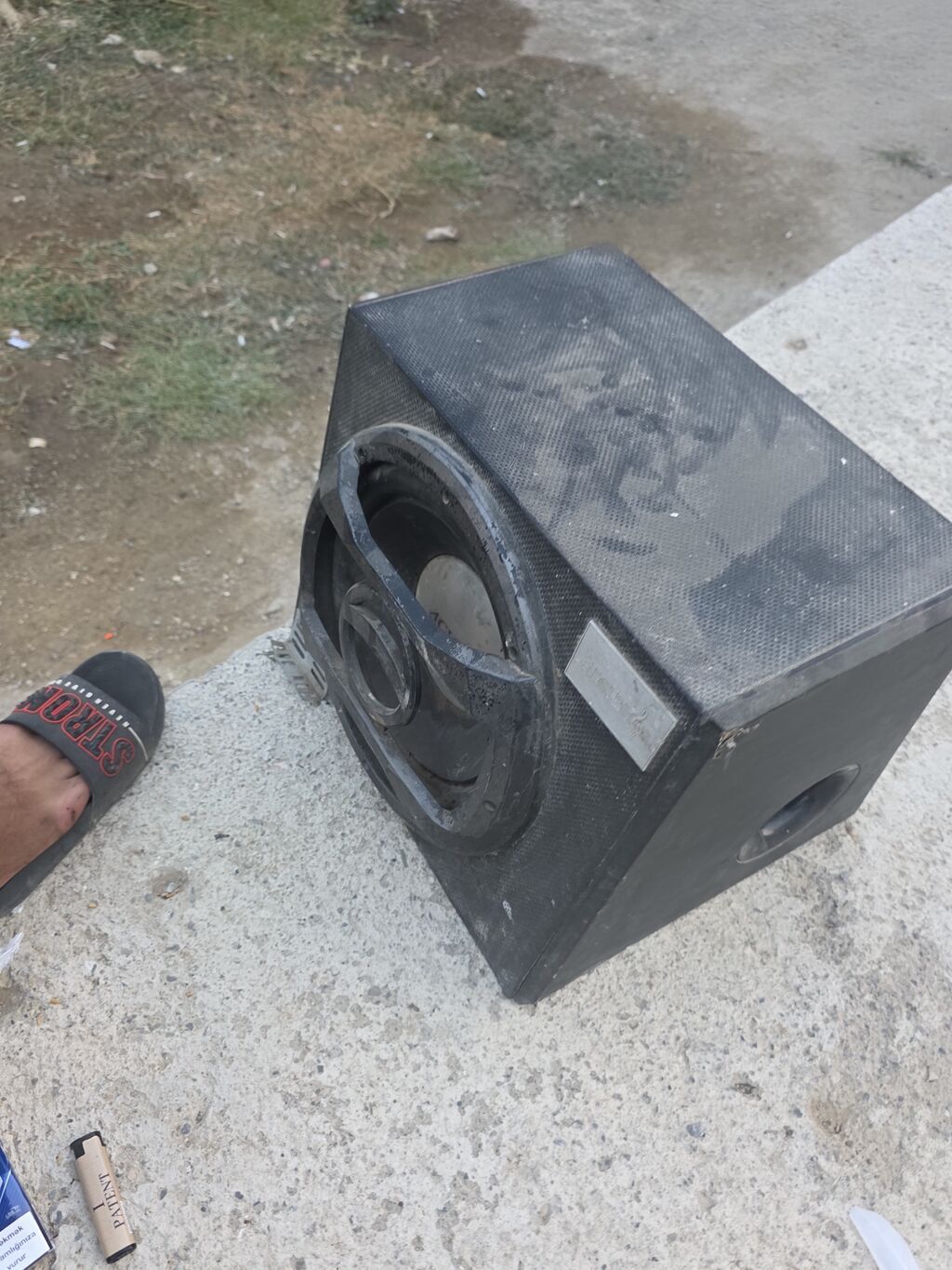 Aktiv bas səsgücləndiricisi (subwoofer) - Korpus: taxta/kompozit, ön — Elektronika, Digah (2)