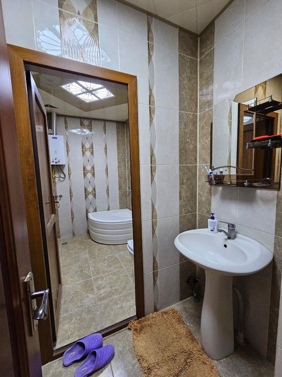 Satılır 5 otaqlı həyət evi/bağ evi 200 m² — Ev, villa, Bakı (7)
