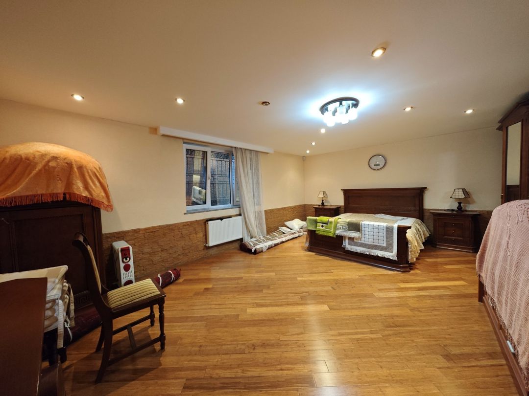 Satılır 10 otaqlı həyət evi/bağ evi 300 m² — Ev, villa, Bakı (11)