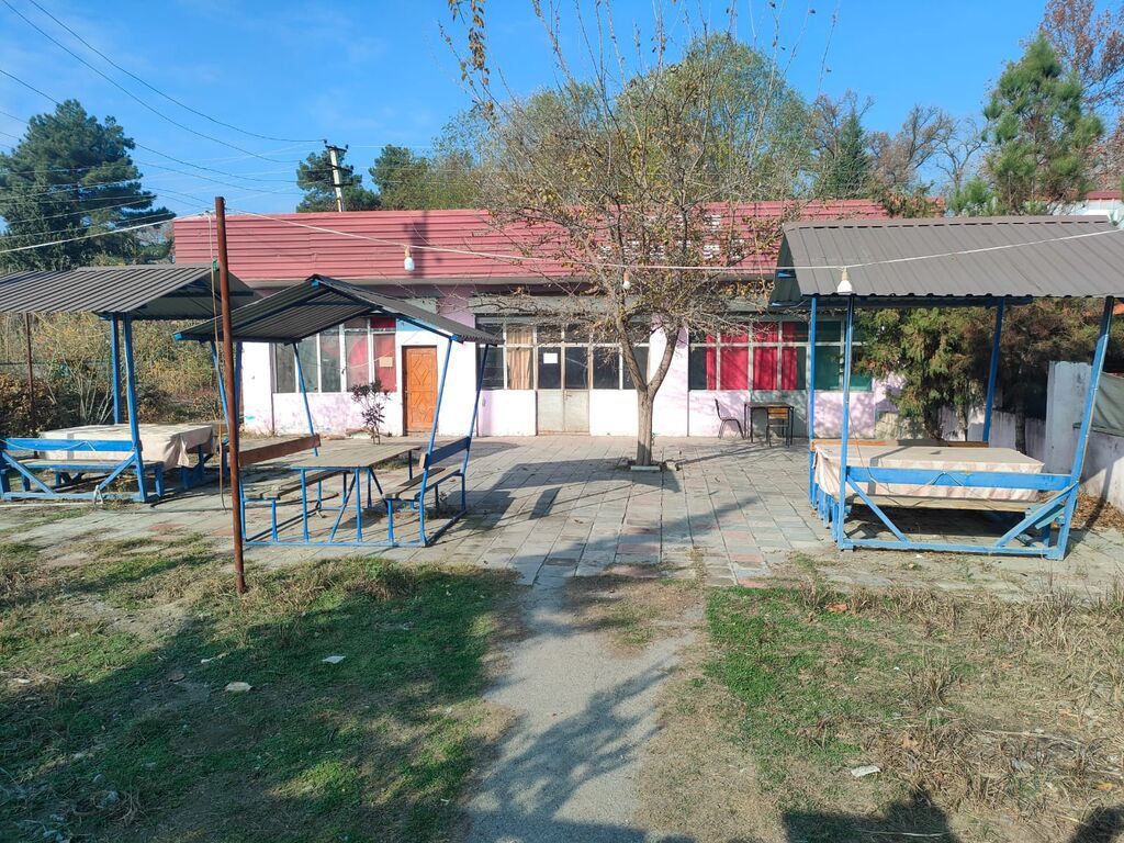 3 otaqlı, 120 kv. m, Orta təmir