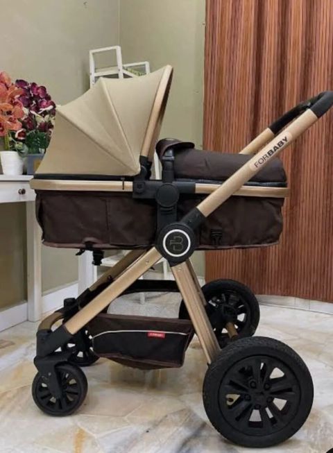 Forbaby 70 azn uşaq arabası.aliminium korpusludur. Yatma oturması var