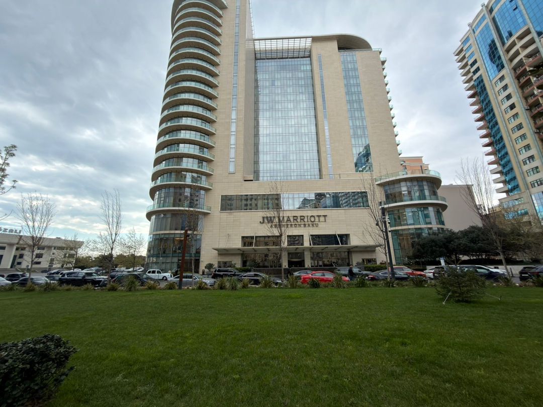 Satılır 3 otaqlı yeni tikili 137 m² — Mənzil, Bakı (2)