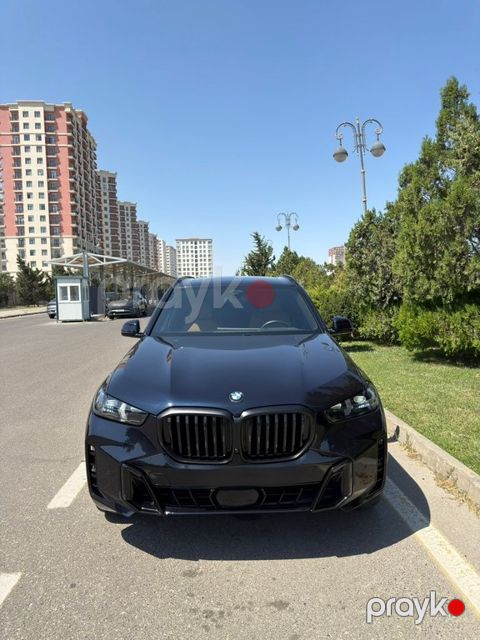 BMW X5, 3.0 L, 2024 il, 18 000 km