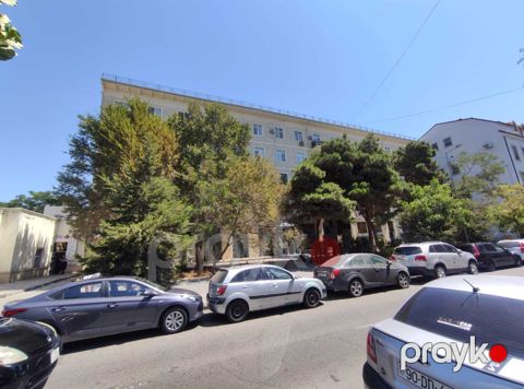 İcarəyə verilir 3 otaqlı köhnə tikili 75 m²