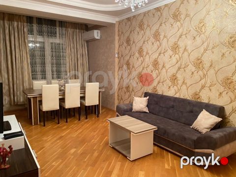 İcarəyə verilir 3 otaqlı yeni tikili 85 m²