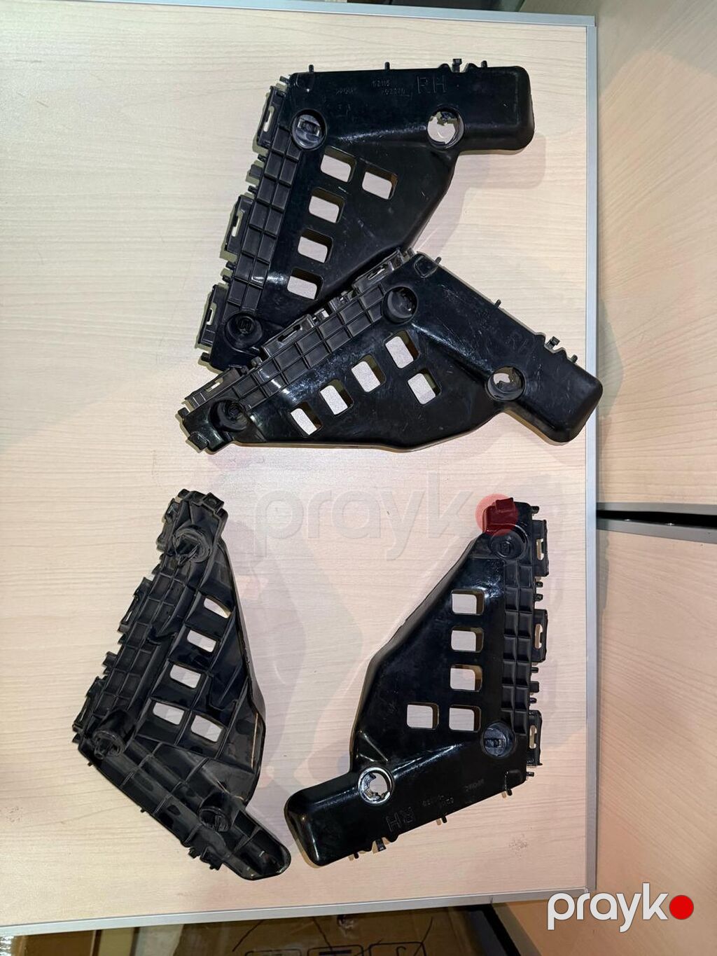 Toyota üçün ön hissə aksesuarları dəsti Məhsul tərkibi: - Ön radiator — Avto, Digah (3)