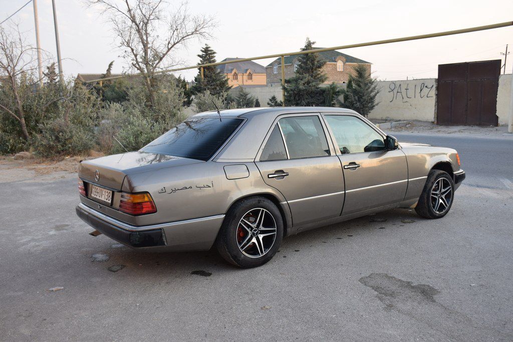 Mercedes 200 E, 2.0 L, 1993 il, 358 127 km — Avtomobillər, Bakı (4)