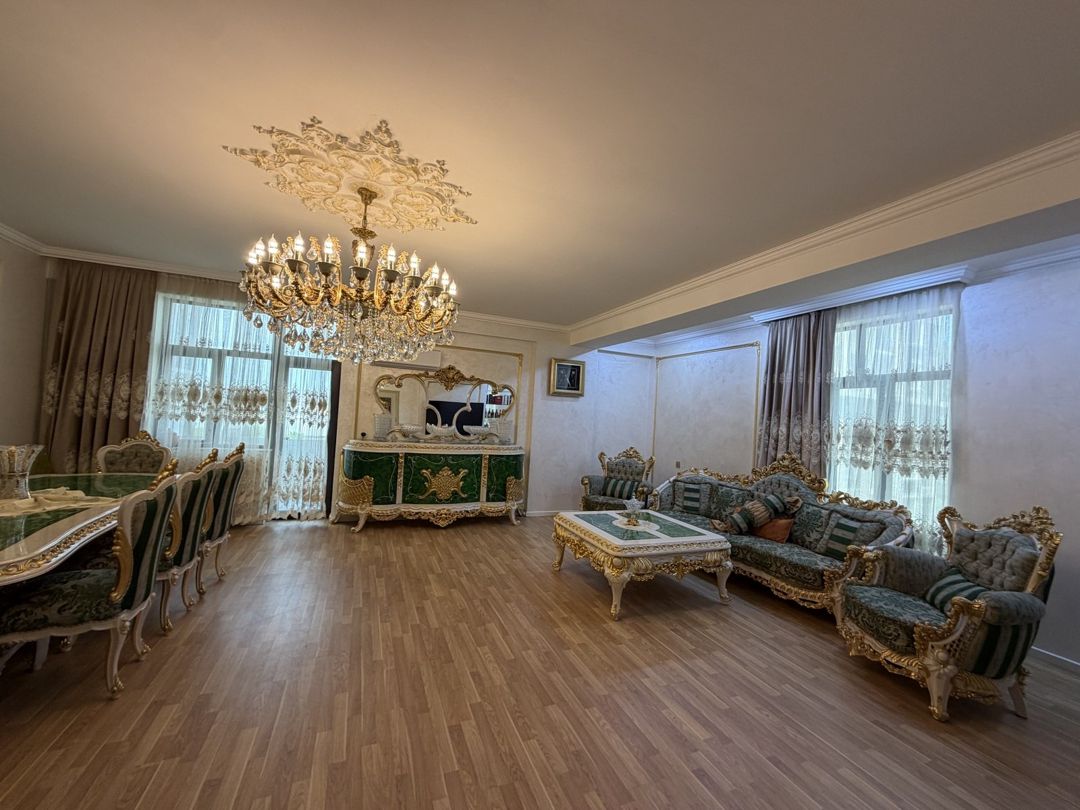 Satılır 4 otaqlı yeni tikili 160 m² — Mənzil, Bakı (10)