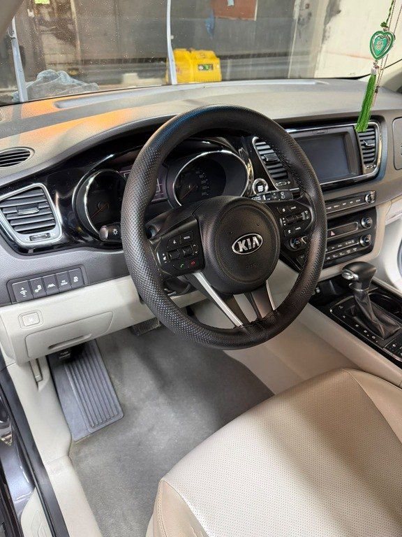 Kia Carnival, 2.2 L, 2017 il, 350 000 km — Avtomobillər, Bakı (6)