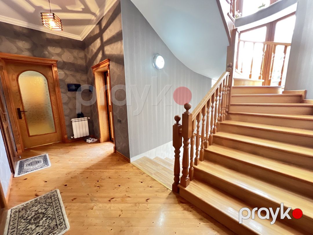 Satılır 9 otaqlı həyət evi/bağ evi 300 m² — Ev, villa, Bakı (5)