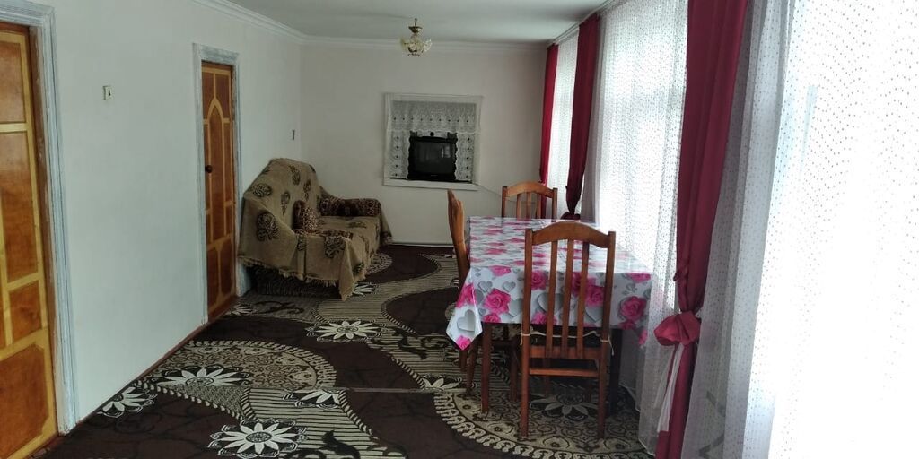 Qusar bölgəsində geniş həyətli, meşə və dağ mənzərəli kənd evi — Daşınmaz əmlak, Quba (2)