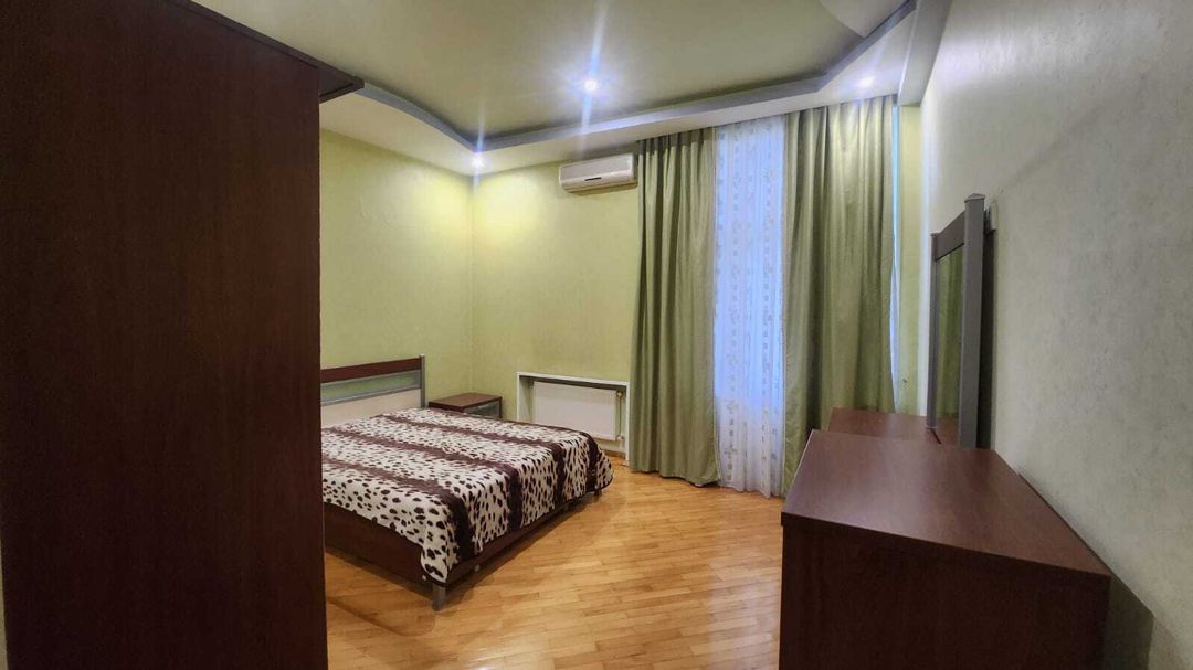 İcarəyə verilir 5 otaqlı yeni tikili 200 m² — Mənzil, Bakı (11)
