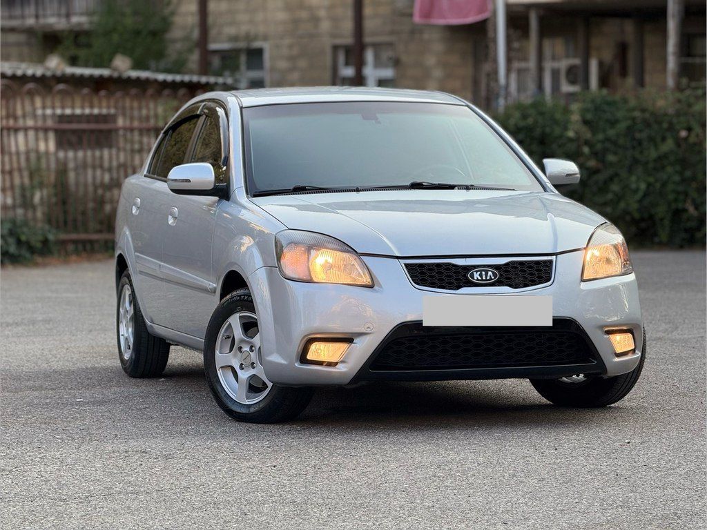 Kia Rio, 1.5 L, 2010 il, 267 000 km — Avtomobillər, Bakı (2)