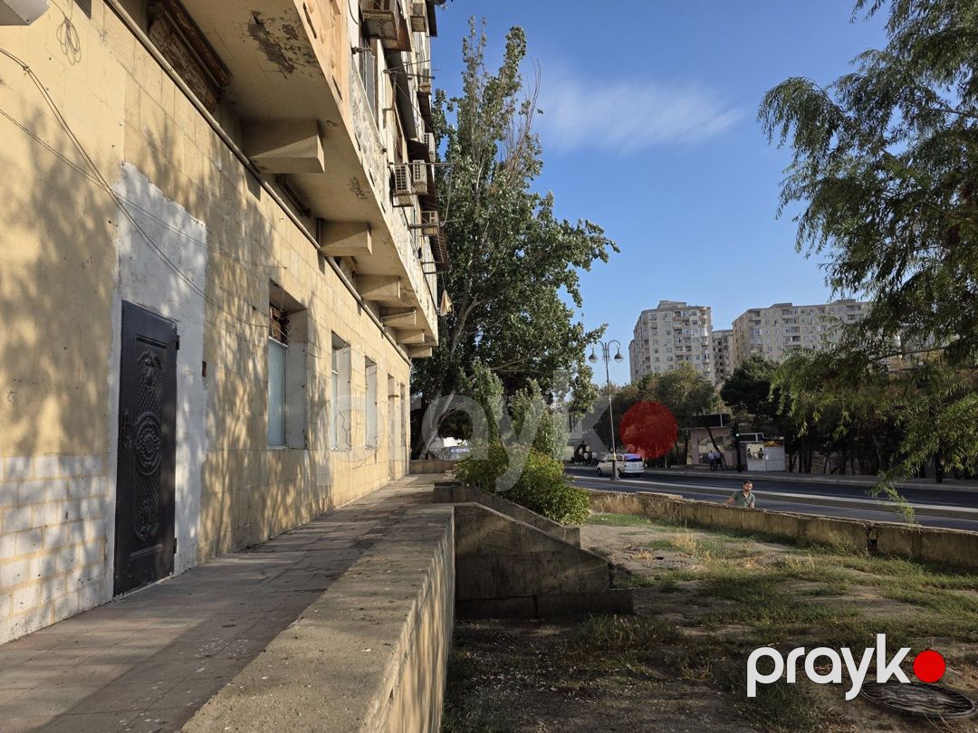 Satılır 2 otaqlı köhnə tikili 50 m² — Mənzil, Bakı (3)