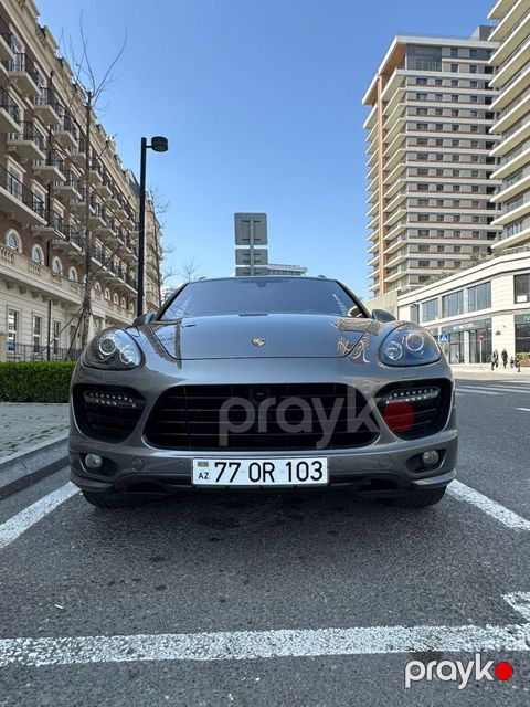 Porsche Cayenne GTS, 4.8 L, 2013 il, 104 000 km