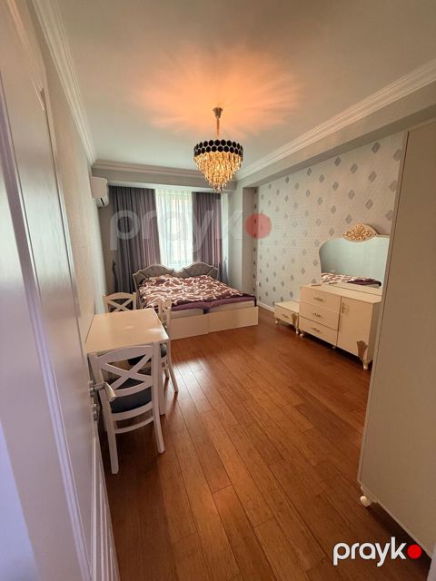 İcarəyə verilir 3 otaqlı yeni tikili 95 m²
