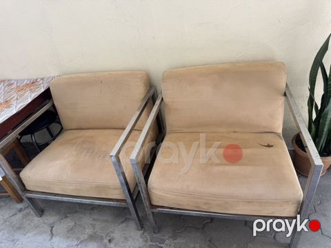- Məhsul: 2 ədəd metal çərçivəli kreslo - Dizayn: Minimalist/loft — Bakı