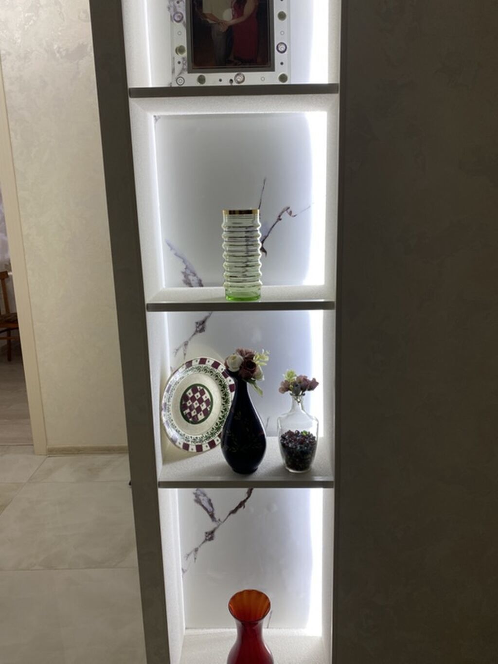 Bir vaza — Mallar, Digah (3)