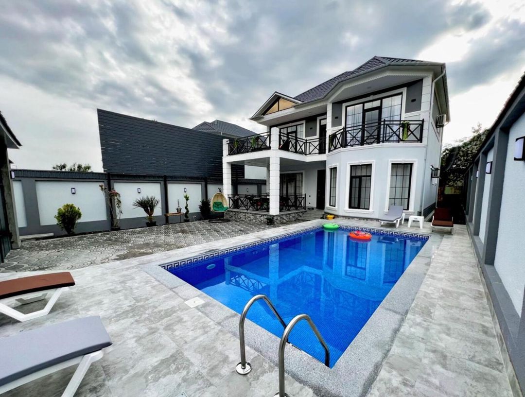 İcarəyə verilir 5 otaqlı həyət evi/bağ evi 200 m² — Ev, villa, Qəbələ (2)