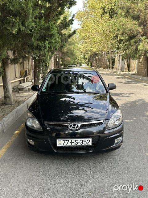 Hyundai i30, 1.4 L, 2008 il, 214 000 km