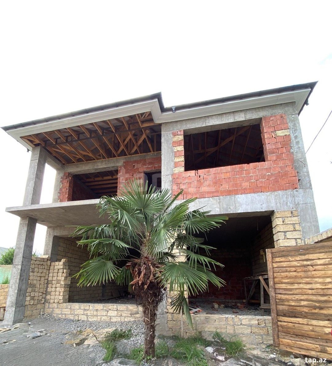 Həyət evi, Qəbələ ş. — Daşınmaz əmlak, Qəbələ (2)