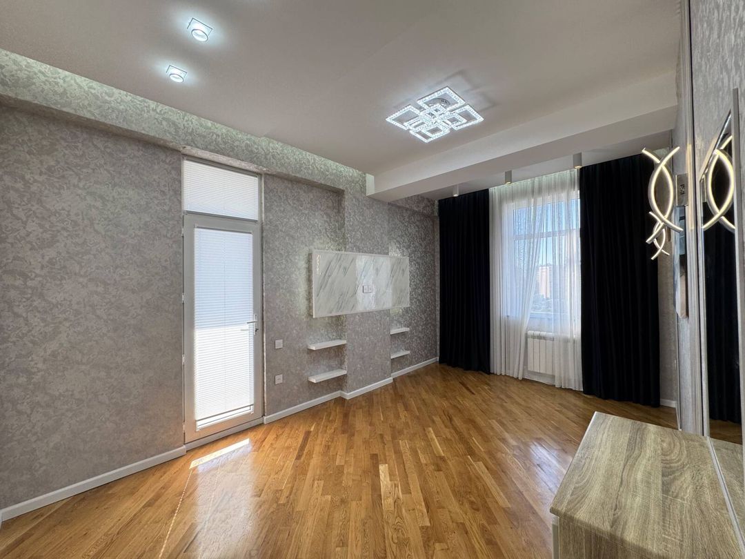 Satılır 3 otaqlı yeni tikili 120 m² — Mənzil, Bakı (7)