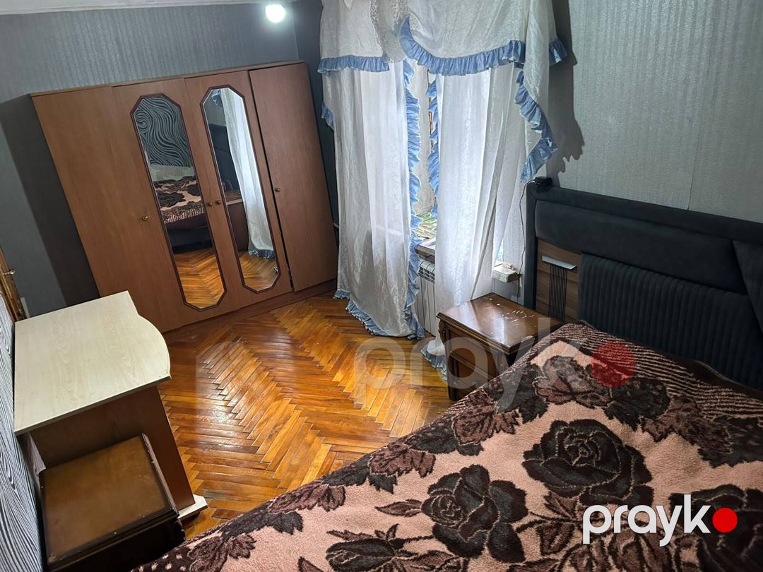 Satılır 2 otaqlı köhnə tikili 41 m² — Mənzil, Bakı (3)