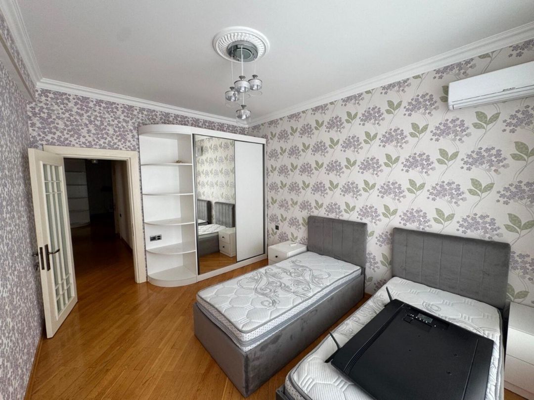 İcarəyə verilir 3 otaqlı yeni tikili 131 m² — Mənzil, Bakı