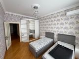 İcarəyə verilir 3 otaqlı yeni tikili 131 m² — Apartment