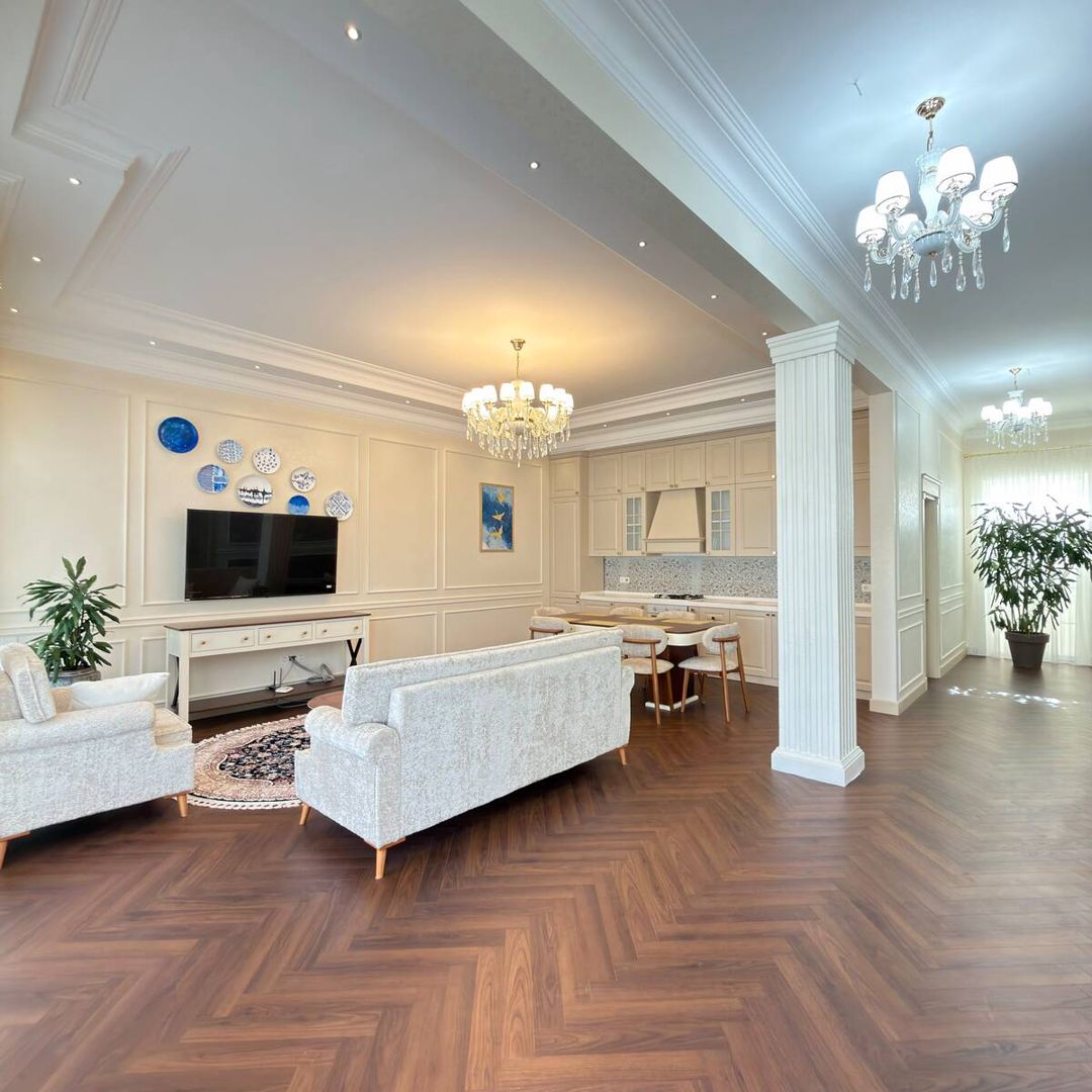 Satılır 4 otaqlı həyət evi/bağ evi 200 m² — Ev, villa, Bakı (11)