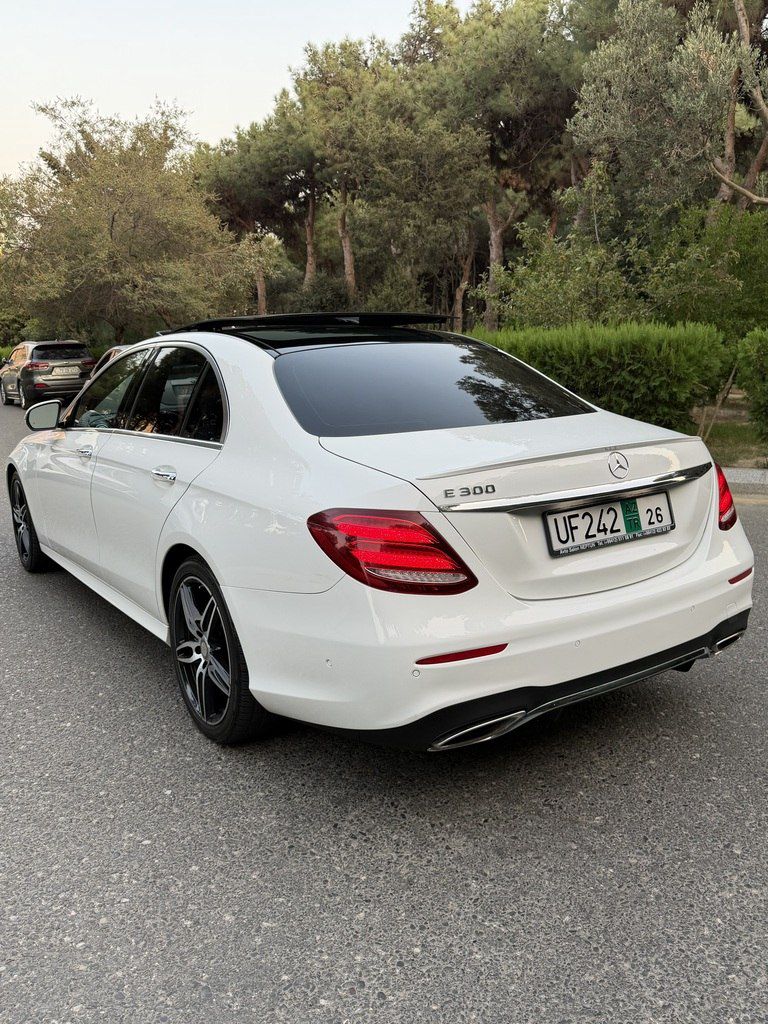 Mercedes E 300, 2.0 L, 2017 il, 122 000 km — Avtomobillər, Bakı (11)