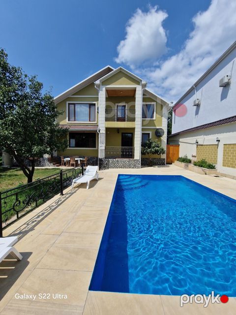 İcarəyə verilir 4 otaqlı həyət evi/bağ evi 150 m²