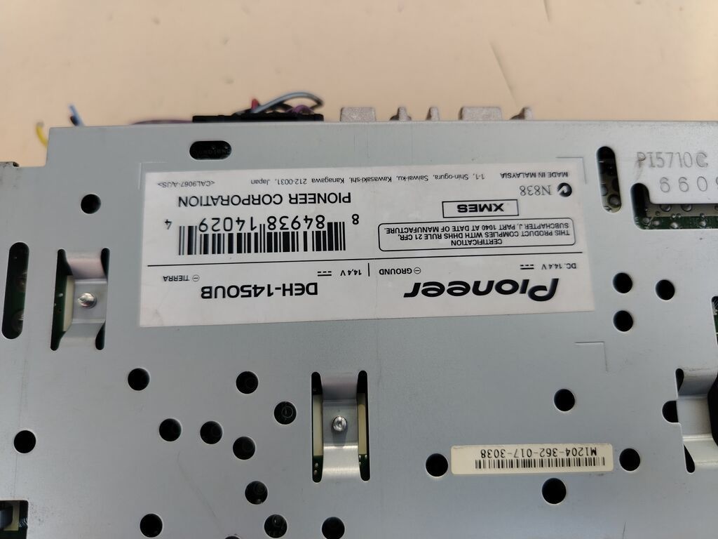 Pioneer DEH-1450UB avtomobil maqnitofonu Xüsusiyyətlər: - Ön USB — Elektronika, Novxanı (4)