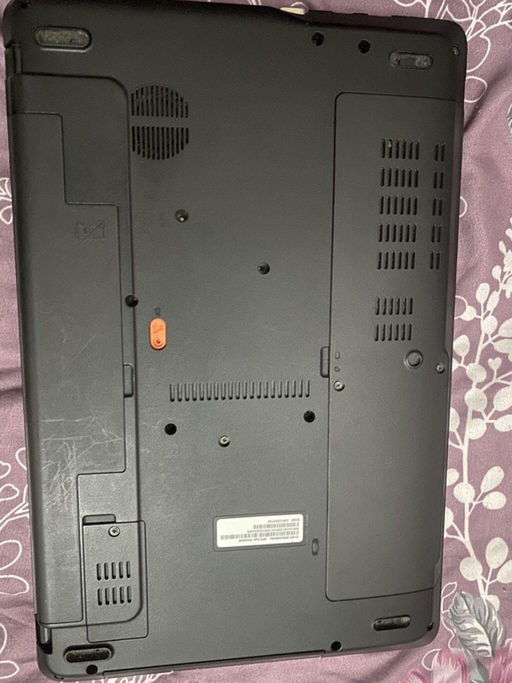 Acer noutbuk Xüsusiyyətlər: - Ekran: 15.6" (LED), veb-kamera yuxarı — Acer, Masazır (5)