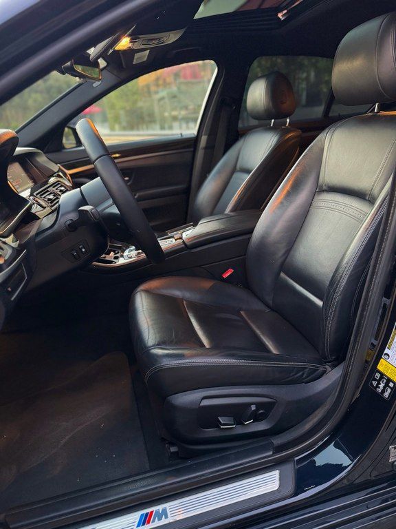 BMW 528, 2.0 L, 2015 il, 210 000 km — Avtomobillər, Bakı (10)