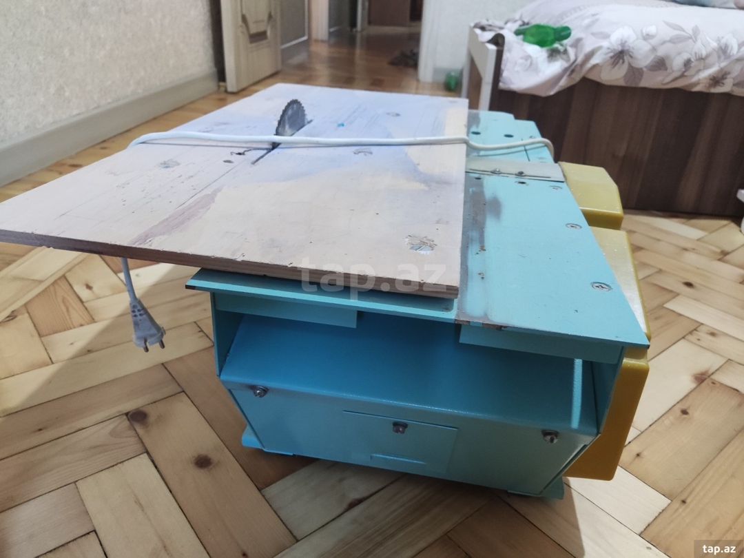 Rəndə və mişar — Təmir və inşaat, Bakı (3)